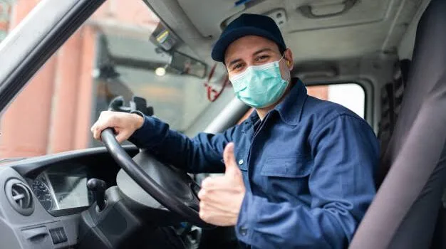 Vaga para MOTORISTA DE VAN