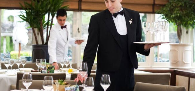 Soho Restaurante Recruta Garçom Garçom