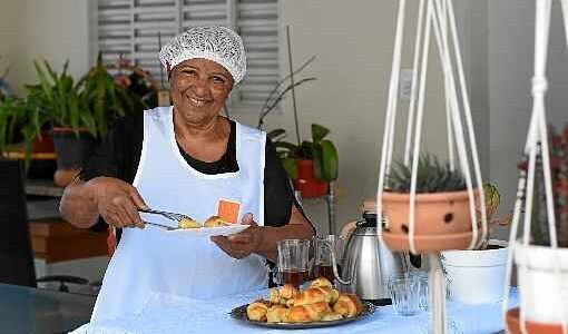 Vaga de Cozinheiro(a) Vaga de Cozinheiro(a)
