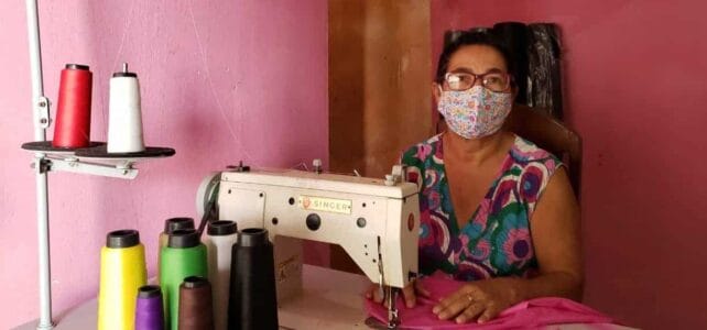 Precisa-se de Cortador de Moda Praia Precisa-se de Cortador de Moda Praia