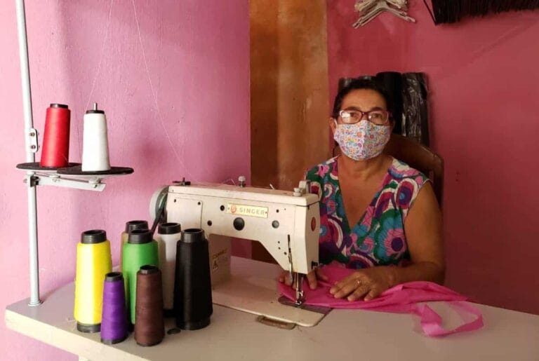 Sine Municipal Recruta 55 Costureiras Gerais