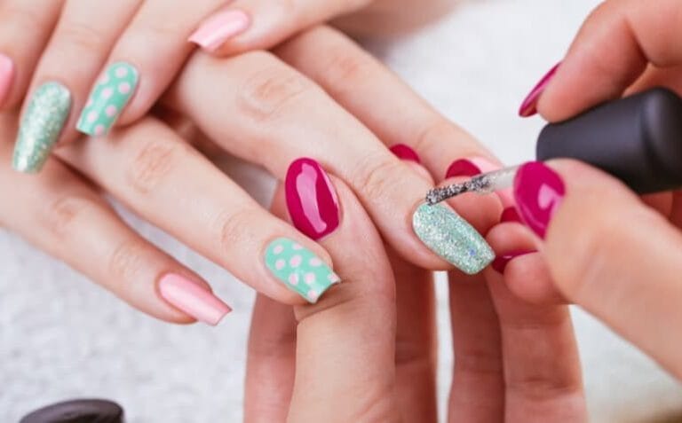 Bianca Ishida Seleciona Manicure