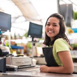 Mercadinho Recruta Operador(a) de Caixa