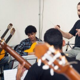 Vaga para Professor de Música