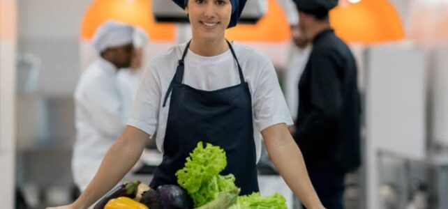 MRSeleções Recruta Auxiliares de Cozinha (Região de Maracanaú, Pacatuba e Pacajus) MRSeleções Recruta Auxiliares de Cozinha (Região de Maracanaú, Pacatuba e Pacajus)