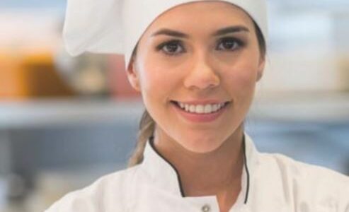 Vaga para Auxiliar de Cozinha Vaga para Auxiliar de Cozinha