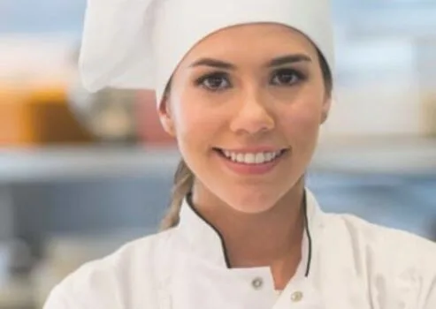 Vaga de Emprego: Auxiliar de Cozinha Profissional e Gestão Operacional de Alimentação em Messejana Vaga de Emprego: Auxiliar de Cozinha Profissional e Gestão Operacional de Alimentação em Messejana