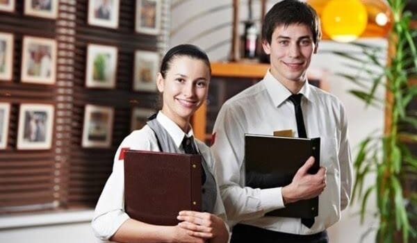 Restaurante Seleciona Atendente até 23/03/24