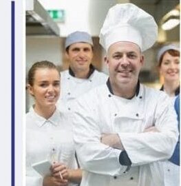 AUXILIAR DE COZINHA E ATENDENTE AUXILIAR DE COZINHA E ATENDENTE