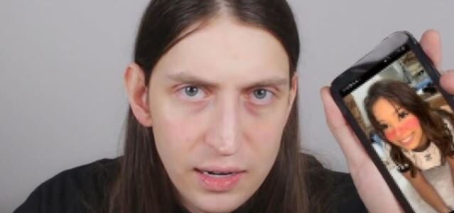 Vídeo Alerta sobre Adultização das Crianças! Vídeo Alerta sobre Adultização das Crianças!