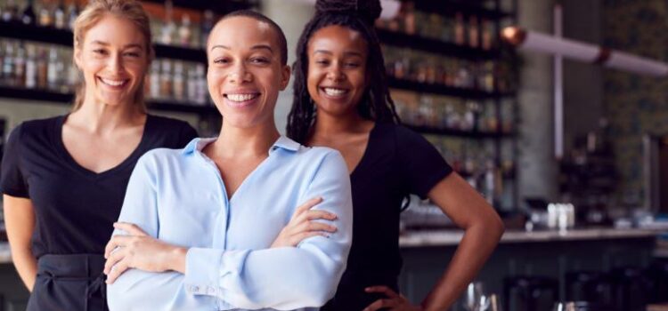 VAGA PARA: CHEFE DE FILA – Praia do Cumbuco/CE