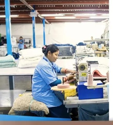 RH Teplacon Seleciona Auxiliar de Acabamento até Peças