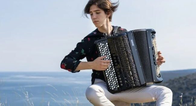 Conheça a Profissão de Acordeonista Conheça a Profissão de Acordeonista