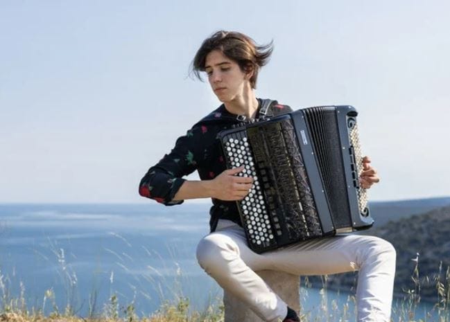 Conheça a Profissão de Acordeonista