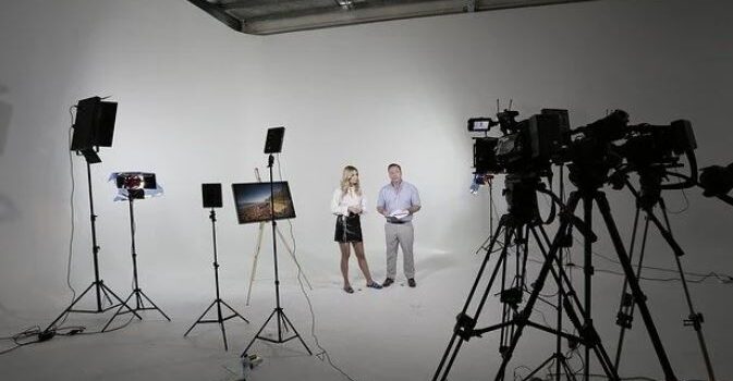 Conheça a Profissão de Apresentador Conheça a Profissão de Apresentador