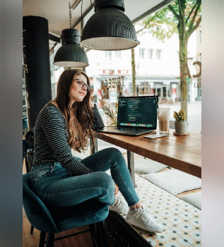 Vaga para Analista de Dados Pleno remoto na Aurum Vaga para Analista de Dados Pleno remoto na Aurum