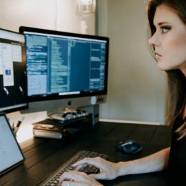 Desenvolvedora Front-End React/Node III – BackOffice Franqueado Home Office