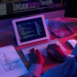 Vaga para Desenvolvedor Frontend React Sênior: Salários de até R$ 25 mil na BairesDev 2026