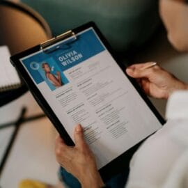 Como Fazer um Currículo Imbatível: 10 Erros que Destroem sua Carreira e Como Evitá-los em 2026