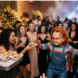 Oportunidade de Emprego em Fortaleza: Vaga para Evento e Entretenimento 17/05/2026 (Anão para Interpretar personagem Chuck)