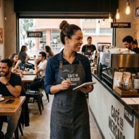Média Salarial para Gerente de Salão de Café