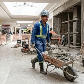 Oportunidade Única: Vagas de Emprego Abertas em Fortaleza para Servente de Pedreiro